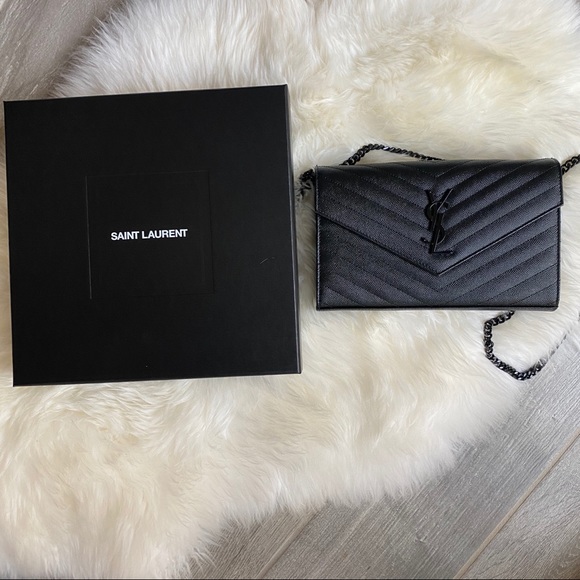 Saint Laurent envelope chain wallet - Picture 2 of 5